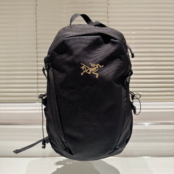 Arc'teryx Mantis 26 Backpack Bag - Picture 1 of 9